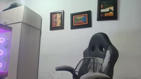 Snapshot of _jordanxxiii chatting on 01.12.26 jordan online show from 01.12.26