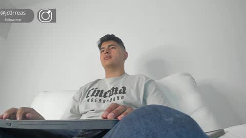 _juanes__ online show from 12.02.24