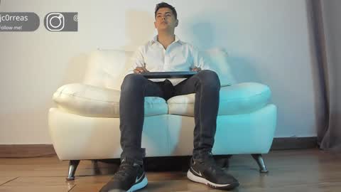 _juanes__ online show from 01.02.25