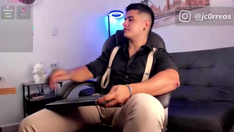 _juanes__ online show from 11.27.25