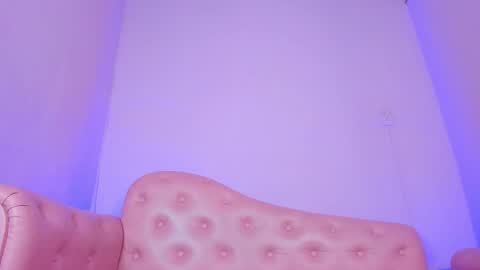 _julisweet_ online show from 10.19.25