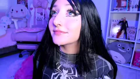 Snapshot of _julyana_ chatting on 02.13.25 JULIANA online show from 02.13.25