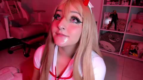 Snapshot of _julyana_ chatting on 02.23.25 JULIANA online show from 02.23.25