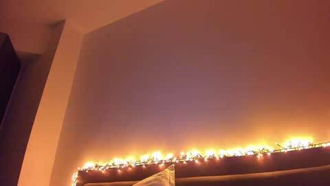 _just_a_simple_girl online show from 01.10.25