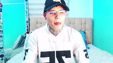 Snapshot of _justinmoon2 chatting on 03.06.26 mod online show from 03.06.26