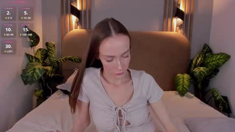 Snapshot of _k2__ chatting on 11.12.25 Kira online show from 11.12.25