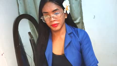 _karie_ online show from 10.13.25