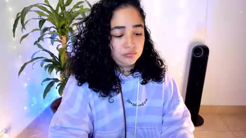 Snapshot of _kat_1 chatting on 12.18.25 online show from 12.18.25