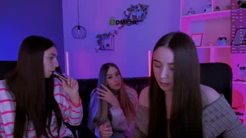 _kellykitten_ online show from 04.06.26