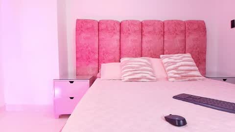 Kendall online show from 11.19.25