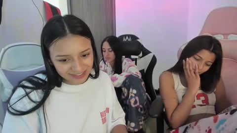 khloe sweet online show from 10.31.25