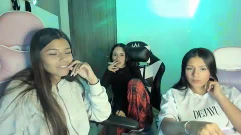 khloe sweet online show from 11.07.25