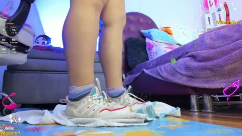 Snapshot of _kimi22 chatting on 01.14.25 Kimi online show from 01.14.25