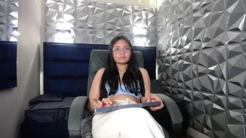 Snapshot of _kita chatting on 11.23.25 Jalina online show from 11.23.25