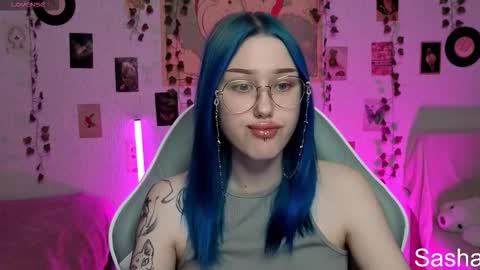 Snapshot of _kitekat_ chatting on 11.30.25 _kitekat_ online show from 11.30.25