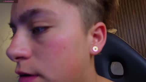 _kitten_1 online show from 03.10.26