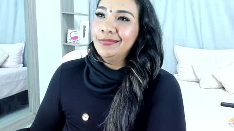 Snapshot of _lakshmi_hotx chatting on 12.14.24 NAILHA SAJANI online show from 12.14.24