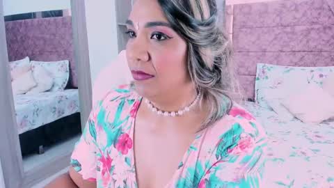 Snapshot of _lakshmi_hotx chatting on 02.14.25 NAILHA SAJANI online show from 02.14.25