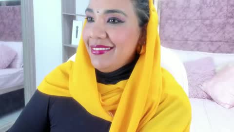 Snapshot of _lakshmi_hotx chatting on 02.20.25 NAILHA SAJANI online show from 02.20.25