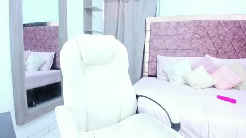 Snapshot of _lakshmi_hotx chatting on 03.11.25 NAILHA SAJANI online show from 03.11.25
