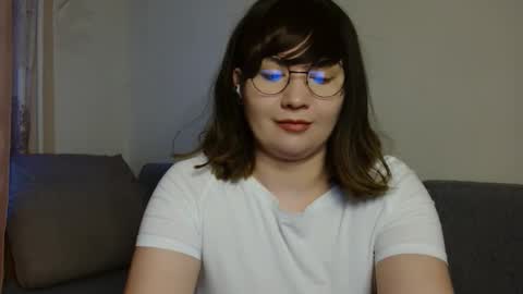 Snapshot of _lalilu_ chatting on 12.04.24 _lalilu_ online show from 12.04.24