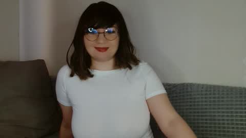 Snapshot of _lalilu_ chatting on 01.07.25 _lalilu_ online show from 01.07.25