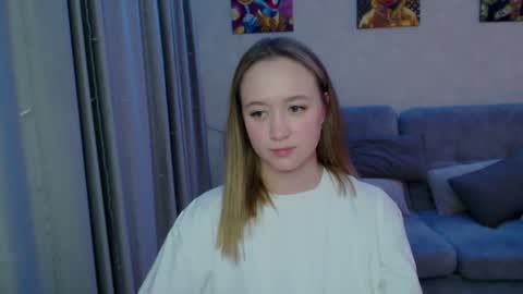 _lalune_ online show from 12.29.24