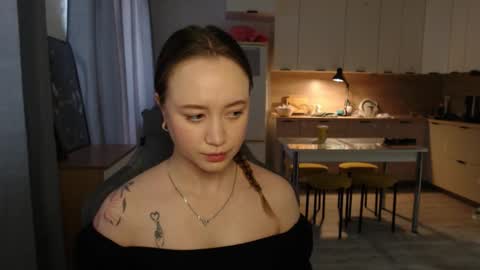 _lalune_ online show from 03.20.26