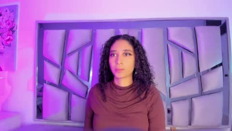 Lanna  online show from 02.08.25