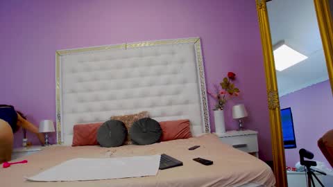 Lena Paul online show from 09.09.25