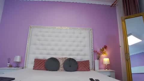 Lena Paul online show from 01.14.26