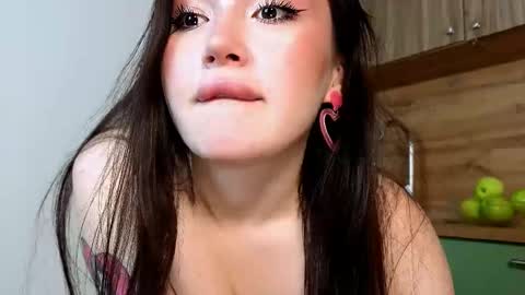 Snapshot of _lexie_rivers_ chatting on 10.20.25 _lexie_rivers_ online show from 10.20.25