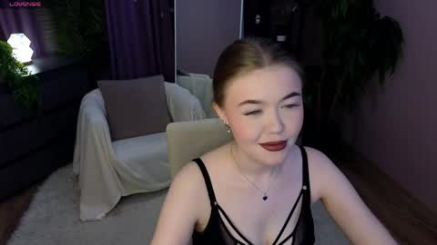 Snapshot of _liilcrystal_ chatting on 06.07.26 _liilcrystal_ online show from 06.07.26