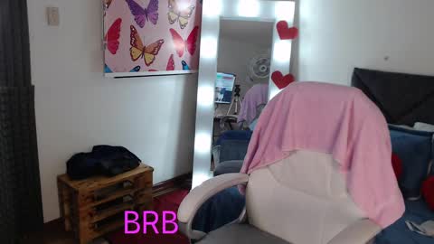Snapshot of _lili_rose chatting on 02.27.25 Lili online show from 02.27.25