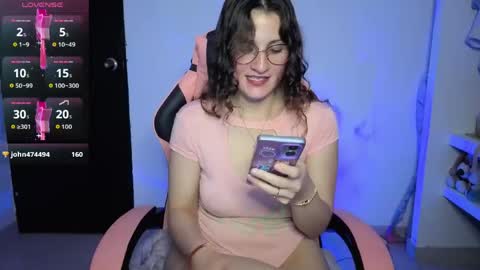 Snapshot of _lindasy_ chatting on 05.22.26 Lindasy online show from 05.22.26