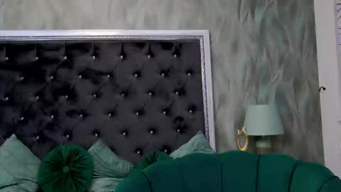 Snapshot of _lissa_ann_ chatting on 03.10.25 Lisa online show from 03.10.25