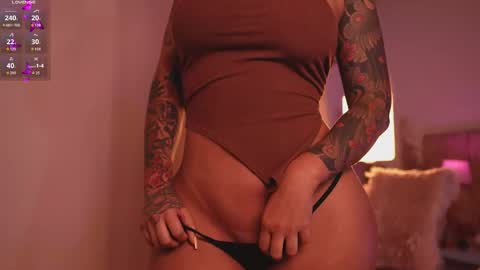 Lissana online show from 12.18.25