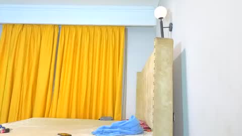 Littlevenus online show from 04.08.26