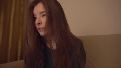 Snapshot of _lovelyen chatting on 02.26.25 Alice online show from 02.26.25