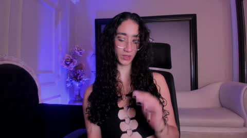  Luna  online show from 01.15.25