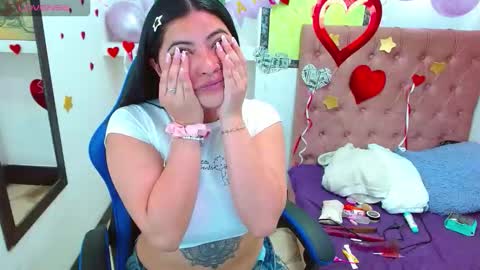 Snapshot of _luna_torres chatting on 02.21.26 luna torres online show from 02.21.26