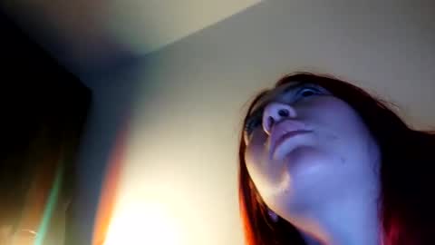 Snapshot of _lunaa__ chatting on 12.21.24 _lunaa__ online show from 12.21.24