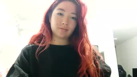 Snapshot of _lunaa__ chatting on 02.28.25 _lunaa__ online show from 02.28.25