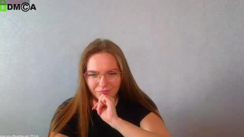 Welcome guys  Pleasure to see you all here  My name is Lysafeta and MichaelaTip menu is active Private is open  online show from 02.19.25