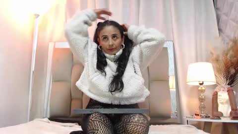 Snapshot of _marcela__ chatting on 01.31.25 _marcela__ online show from 01.31.25