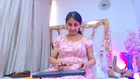 Snapshot of _marcela__ chatting on 12.02.25 _marcela__ online show from 12.02.25