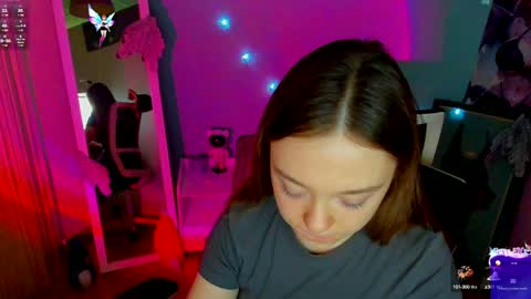 Snapshot of _margoqueen_ chatting on 12.22.24 Margo online show from 12.22.24