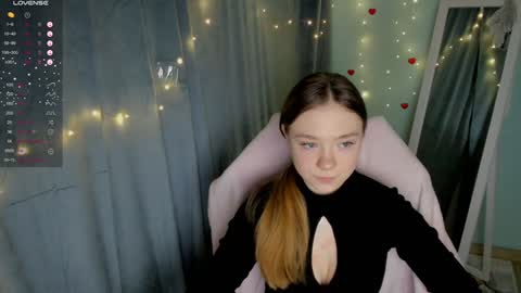 Snapshot of _margoqueen_ chatting on 01.30.25 Margo online show from 01.30.25