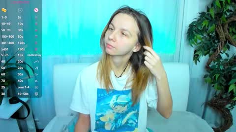 Scarlett online show from 11.24.25