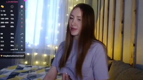 Snapshot of _marianne_ chatting on 12.19.24 online show from 12.19.24